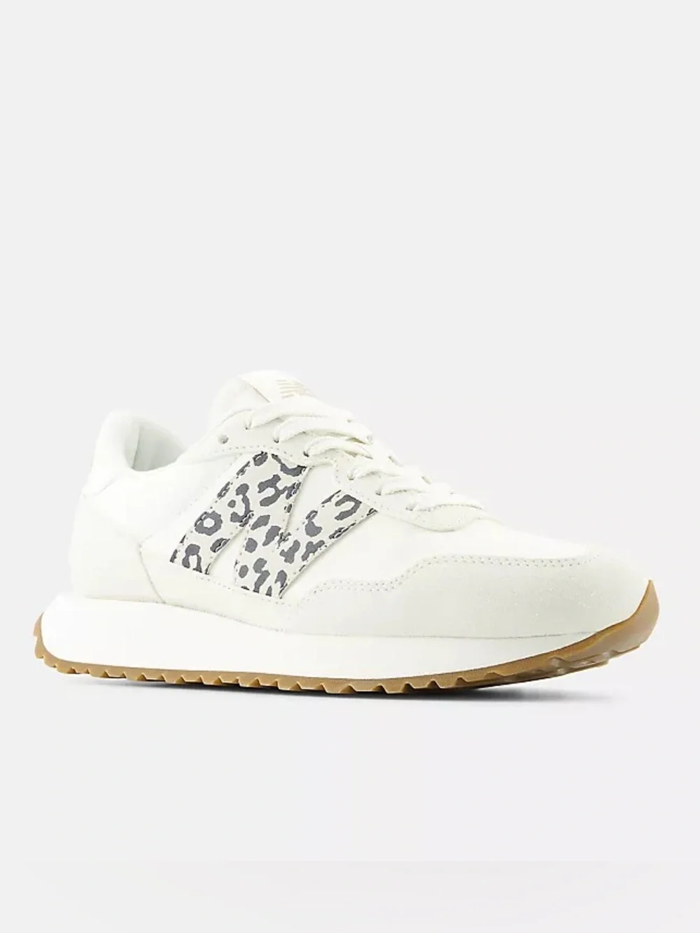 New Balance | Women’s ‘Sea Salt Black Gold Metallic’ Ivory 237 Sneakers Size 7.5